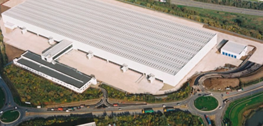 Tesco DIRFT, UK